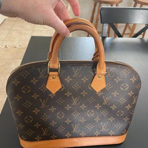 Louis Vuitton VINTAGE Monogram Alma PM Bag!